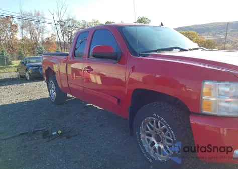 2008 Chevrolet Silverado 1500 Ltz from USA, damaged, VIN 2GCEK19J881115592
